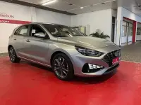 Gebraucht Hyundai i30 Trend 120 PS (88 kW) 2023 Silber Limousine