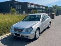 Gebraucht Mercedes C180 Classic 143 PS (105 kW) 2001 Silber Limousine