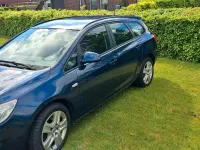 Gebraucht Opel Astra 160 PS (117 kW) 2011 Blau Kombi