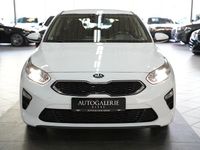 Gebraucht Kia Ceed Vision 136 PS (100 kW) 2020 Weiß Kleinwagen