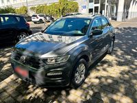 Second-hand VW T-Roc 115 CP (84 kW) 2019 Gri SUV