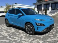 Gebraucht Hyundai Kona Trend 100 kW (136 PS) 2022 Blau SUV