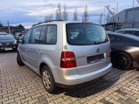 Gebraucht VW Touran 116 PS (85 kW) 2006 Silber Van / Kleinbus