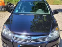 Gebraucht Opel Astra Edition 116 PS (85 kW) 2010 Schwarz Kombi