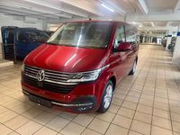 Używany VW Multivan Highline 204 KM (150 kW) 2022 Czerwony Minivan