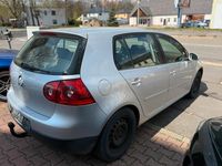 Gebraucht VW Golf V 75 PS (55 kW) 2004 Silber Kleinwagen