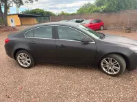 Gebraucht Opel Insignia Edition 131 PS (96 kW) 2010 Schwarz Limousine