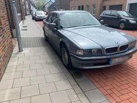 Gebraucht BMW 740 285 PS (209 kW) 1995 Grau Limousine