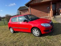 Gebraucht Skoda Fabia Classic 60 PS (44 kW) 2011 Rot Limousine