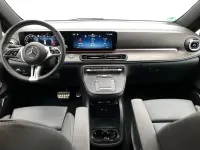 Gebraucht Mercedes V300 237 PS (174 kW) 2025 Schwarz Van / Kleinbus