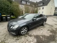 Gebraucht Mercedes E250 204 PS (150 kW) 2011 Grau Limousine