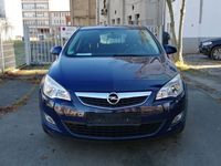 Gebraucht Opel Astra Selection 87 PS (63 kW) 2011 Blau Limousine