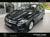 Gebraucht Mercedes B180 Style 122 PS (89 kW) 2017 Schwarz Van / Kleinbus