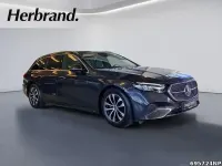 Gebraucht Mercedes E200 Avantgarde 360 PS (264 kW) 2024 Metalliclack graphitgrau Kombi
