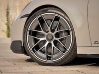 Neu Porsche 911 711 PS (522 kW) 2025 Grau Coupé