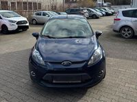 Gebraucht Ford Fiesta 95 PS (69 kW) 2012 Blau Kleinwagen
