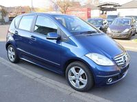 Gebraucht Mercedes A180 109 PS (80 kW) 2011 Blau Van / Kleinbus