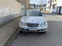 Second-hand Mercedes E280 Elegance 231 CP (169 kW) 2006 Argintiu Berlinǎ