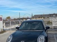 Gebraucht Mini Cooper 136 PS (100 kW) 2019 Schwarz Kleinwagen