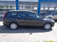 Gebraucht Ford Focus 101 PS (74 kW) 2010 Schwarz Limousine