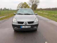 Gebraucht Renault Clio II 82 PS (60 kW) 2003 Grau Kleinwagen