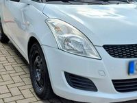Gebraucht Suzuki Swift 94 PS (69 kW) 2012 Weiß Kleinwagen