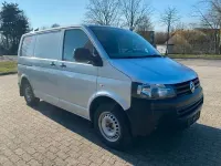Gebraucht VW Transporter 240 PS (176 kW) 2016 Reflexsilber metallic (metallic) Van
