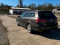 Używany VW Passat 170 KM (125 kW) 2012 Czerwony Kombi