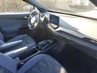 Gebraucht VW ID.4 Pro Performance 150 kW (204 PS) 2023 Scale silver (metallic) SUV