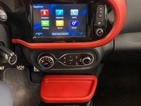 Gebraucht Renault Twingo Luxe 90 PS (66 kW) 2015 Weiß Kleinwagen