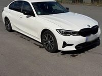 Gebraucht BMW 330 Comfort Edition 265 PS (194 kW) 2019 Weiß Limousine