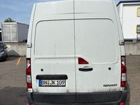 Second-hand Renault Master 125 CP (91 kW) 2011 Alb Monovolum