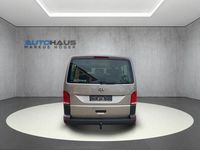 Gebraucht VW T6.1 150 PS (110 kW) 2020 Mojave beige metallic Van