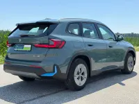 Gebraucht BMW iX1 230 kW (313 PS) 2023 Cape york grün metallic SUV