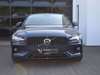 Gebraucht Volvo V60 197 PS (144 kW) 2023 Denim blue / metallic Kombi