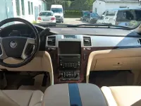Gebraucht Cadillac Escalade 409 PS (300 kW) 2008 Weiß SUV