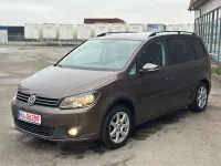 Usata VW Touran Comfortline 140 CV (102 kW) 2012 Marrone Monovolume