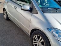 Gebraucht Mercedes A160 95 PS (69 kW) 2012 Silber Van / Kleinbus