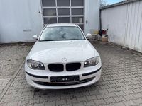 Gebraucht BMW 116 122 PS (89 kW) 2009 Weiß Kleinwagen