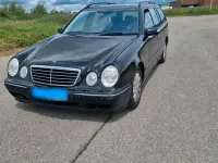 Gebraucht Mercedes E240 170 PS (125 kW) 2002 Schwarz Kombi