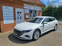 Gebraucht VW Arteon Basis 150 PS (110 kW) 2022 Weiß Limousine