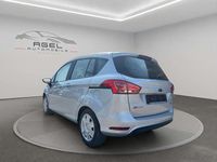 Gebraucht Ford B-MAX Trend 101 PS (74 kW) 2017 Polarsilber metallic Van / Kleinbus