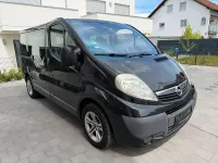 Gebraucht Opel Vivaro 145 PS (106 kW) 2009 Schwarz Van / Kleinbus