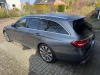 Gebraucht Mercedes E220 194 PS (142 kW) 2018 Grau Kombi