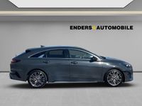 Neu Kia ProCeed GT-Line 140 PS (102 kW) 2025 (h8g) dark penta metal m (schwarz) Kleinwagen