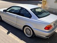 Gebraucht BMW 318 143 PS (105 kW) 2004 Silber Coupé