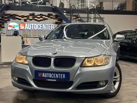 Gebraucht BMW 318 Comfort Edition 143 PS (105 kW) 2011 Blau Kombi