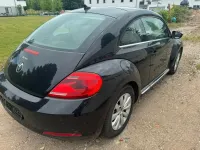 Gebraucht VW Beetle 105 PS (77 kW) 2012 Schwarz Kleinwagen