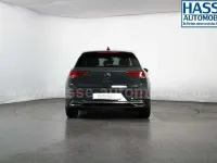 Gebraucht VW Golf VIII Move 150 PS (110 kW) 2023 Grau Limousine