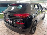 gebraucht Hyundai Tucson Pure 2WD